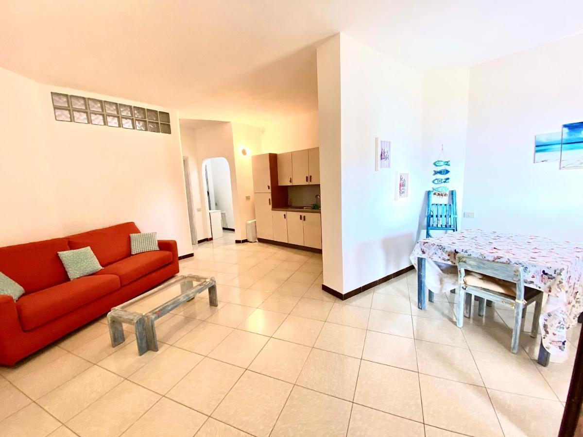 Appartamento Fronte Mare Санта-Тереза-Галлура Экстерьер фото