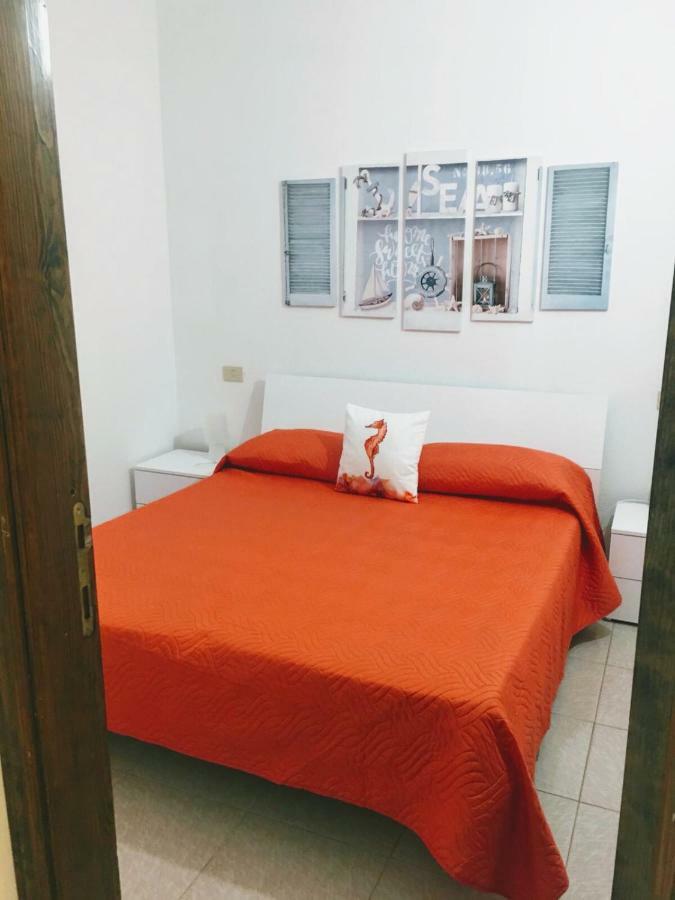 Appartamento Fronte Mare Санта-Тереза-Галлура Экстерьер фото